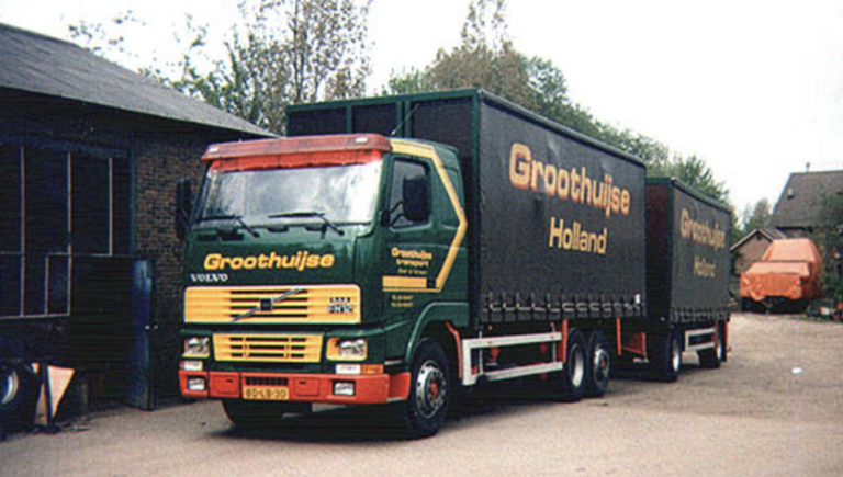 Volvo FH12 met oplegger van Groothuijse Holland